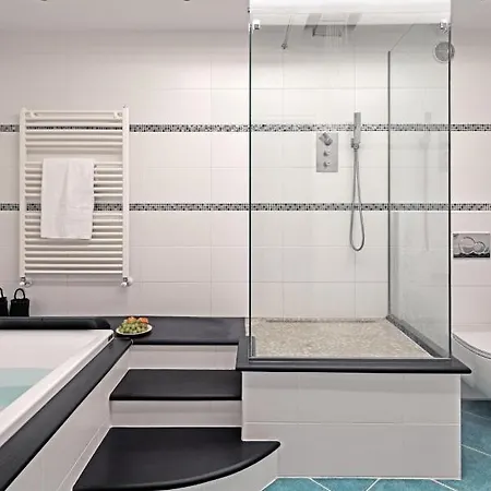 Luxury Bicocca - Mareri * Costarainera