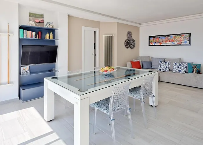 Lägenhet Luxury Bicocca - Mareri Costarainera