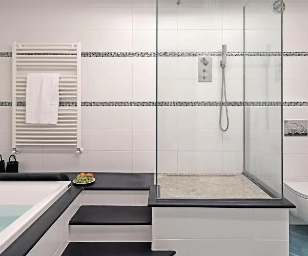 Luxury Bicocca - Mareri * Costarainera