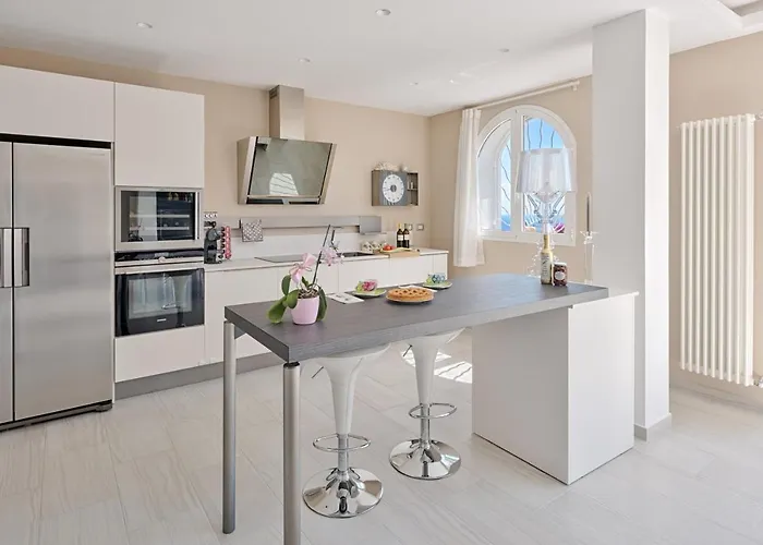 Luxury Bicocca - Mareri Lägenhet